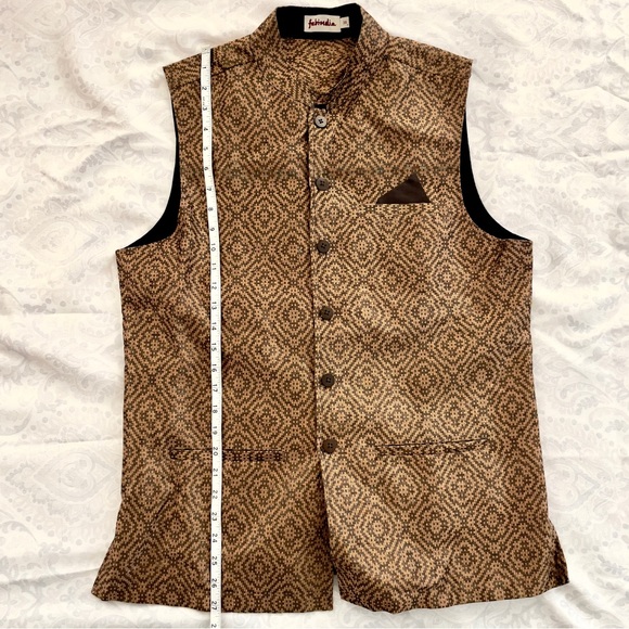 Men’s brown waistcoat/Nehru Jacket from Fabindia - Picture 3 of 5